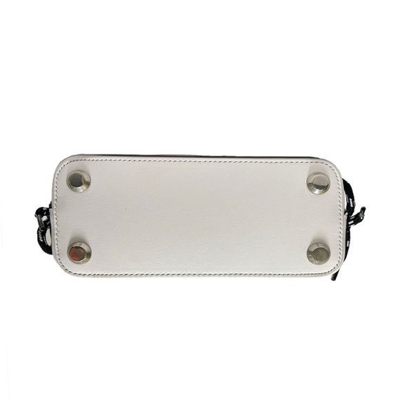 RARE Balanciaga x Hello Kitty White Leather / Red Bow Crossbody Bag with Receipt - Picture 6 of 13